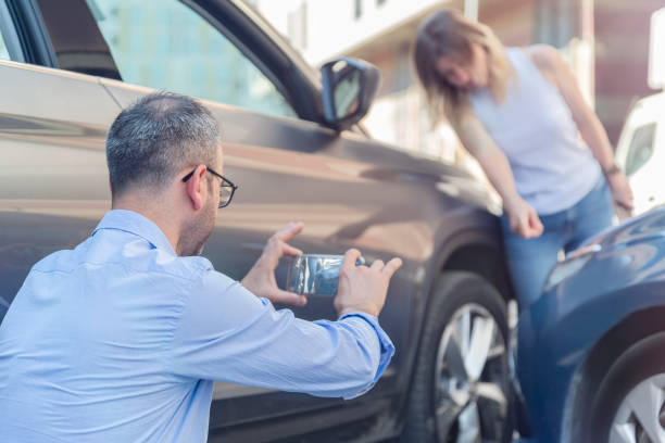 Professional Full Coverage Car Insurance technician working in Blue Point, NY